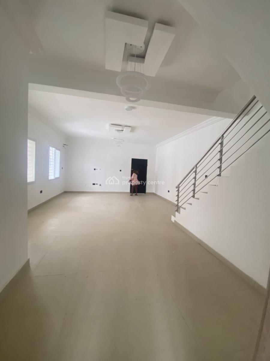 Brand New Luxury 2 Bedroom Duplex, Crescent Estate, Mobile Road, Ilaje, Ajah, Lagos, Terraced Duplex for Rent