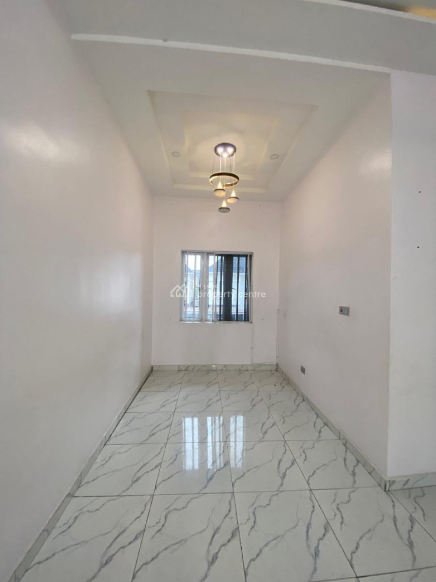 3 Bedroom Flat Apartment, Osapa, Lekki, Lagos, Flat / Apartment for Rent