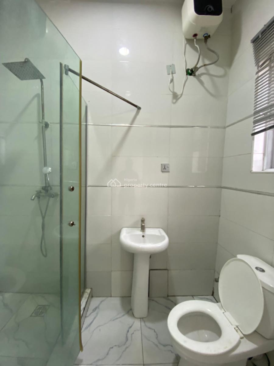 3 Bedroom Flat Apartment, Osapa, Lekki, Lagos, Flat / Apartment for Rent