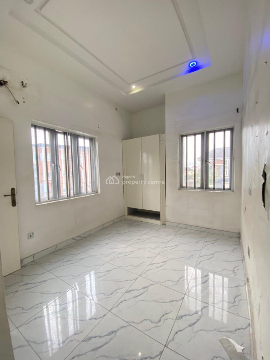 3 Bedroom Flat Apartment, Osapa, Lekki, Lagos, Flat / Apartment for Rent