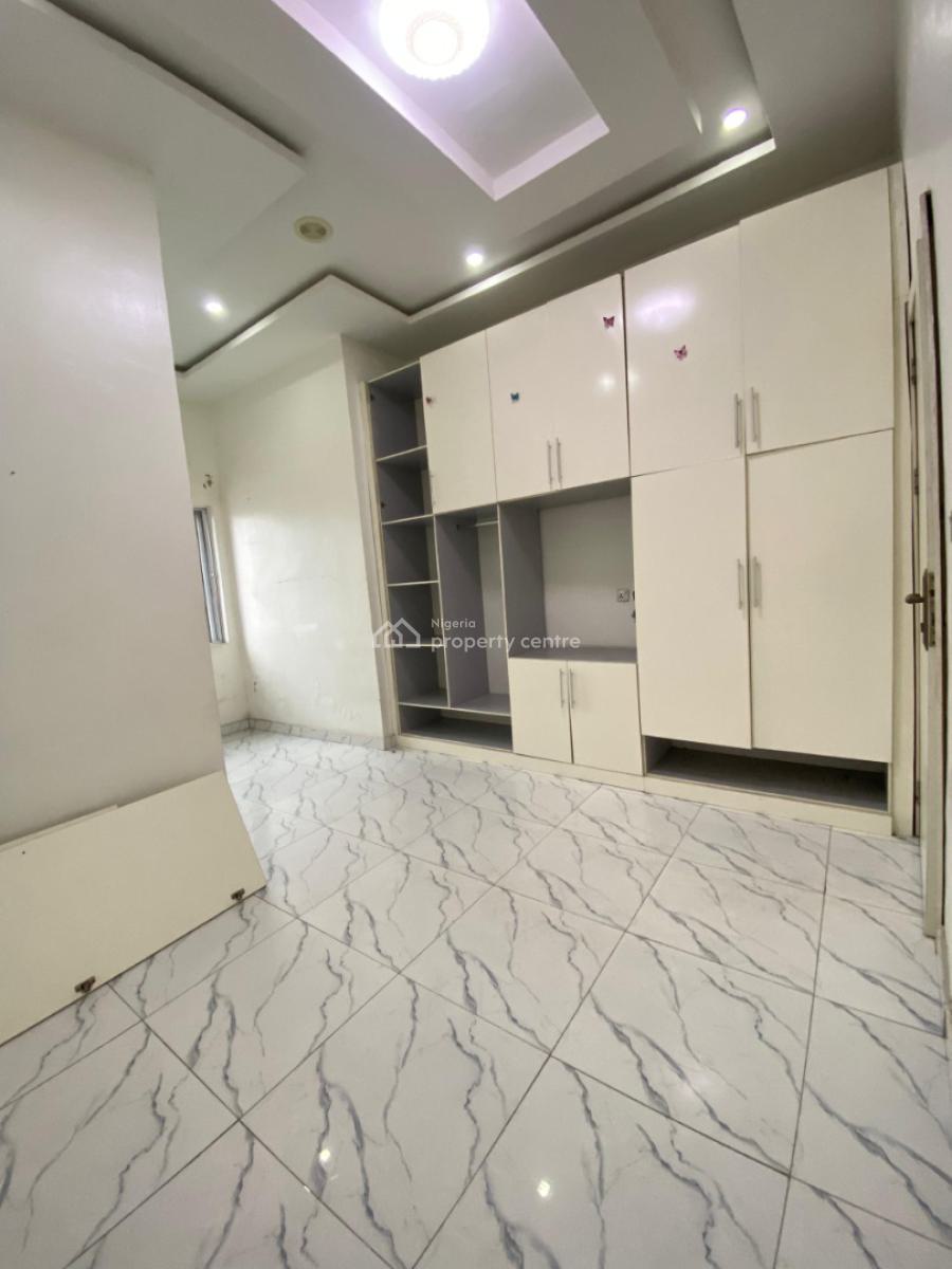 3 Bedroom Flat Apartment, Osapa, Lekki, Lagos, Flat / Apartment for Rent