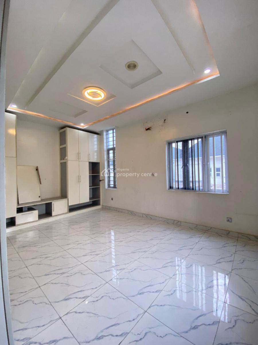 3 Bedroom Flat Apartment, Osapa, Lekki, Lagos, Flat / Apartment for Rent