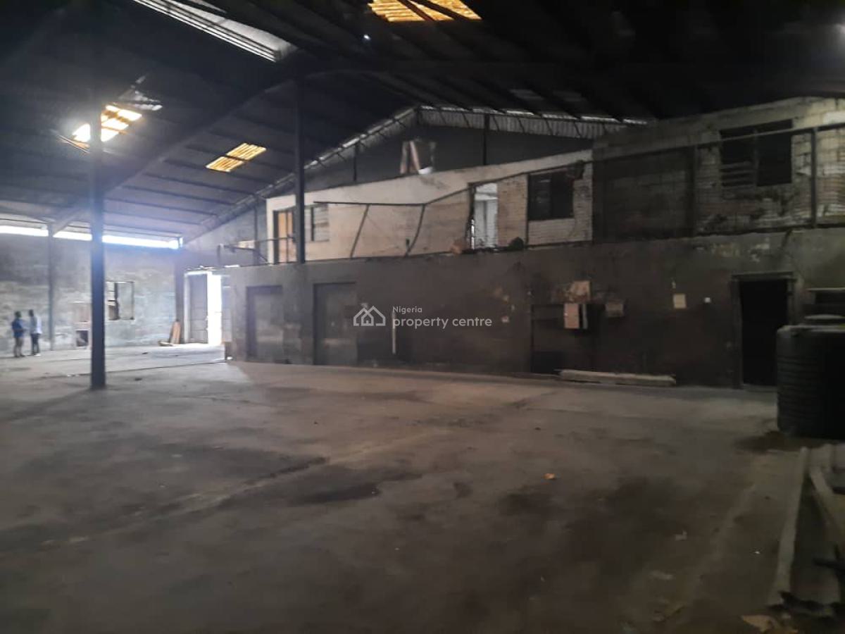 4,000 Sqm Warehouse for Storage, Ilupeju Industrial Estate, Ilupeju, Lagos, Warehouse for Rent