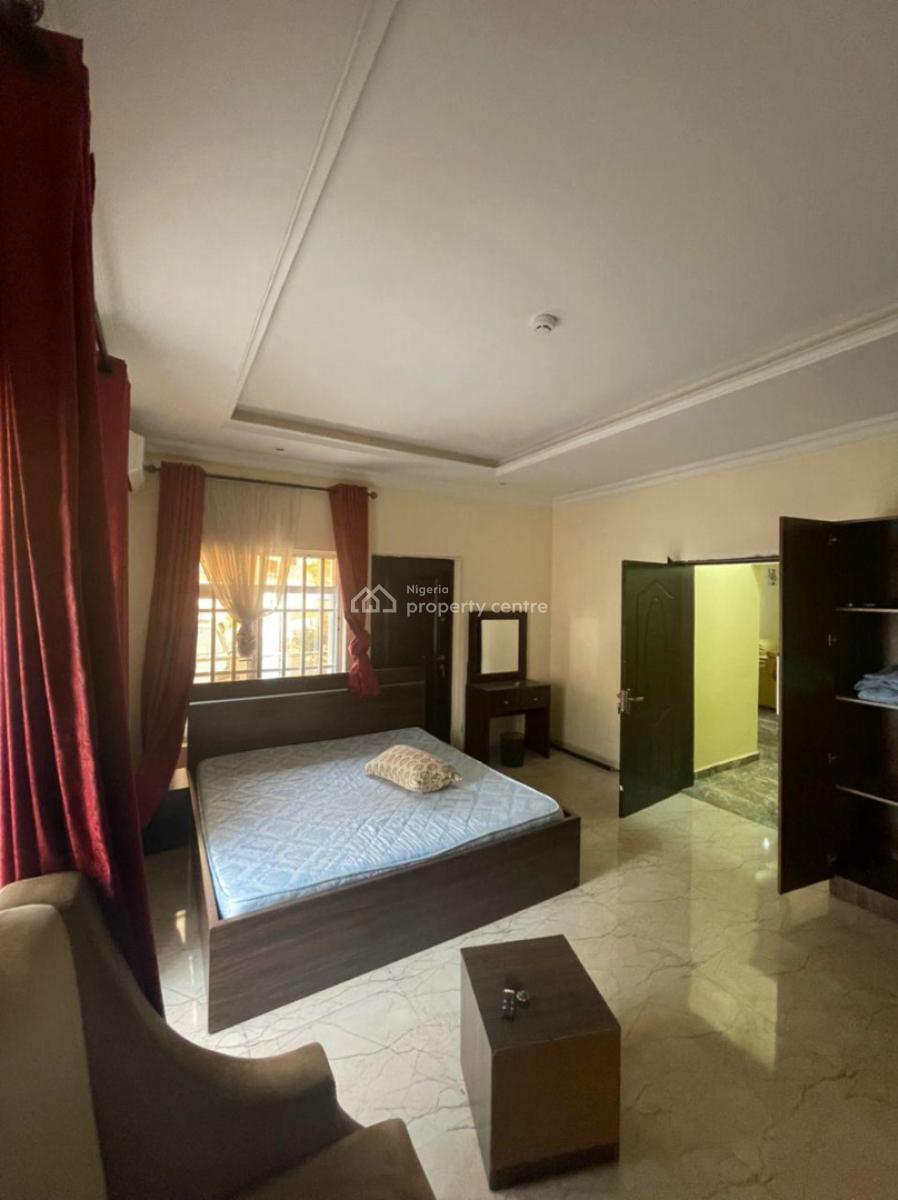 Nicely Finished Serviced 3 Bedroom Flat with a Room Bq, Ikoyi, Lagos, Flat / Apartment for Rent