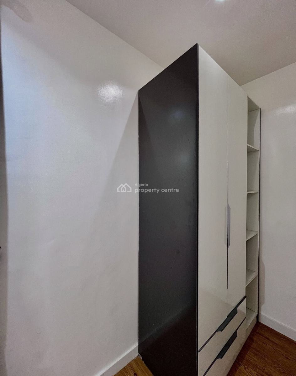 Fully Serviced 2 Bedroom Apartment with Swimming Pool and Gym, Lekki Phase 1, Lekki Phase 1, Lekki, Lagos, Block of Flats for Sale