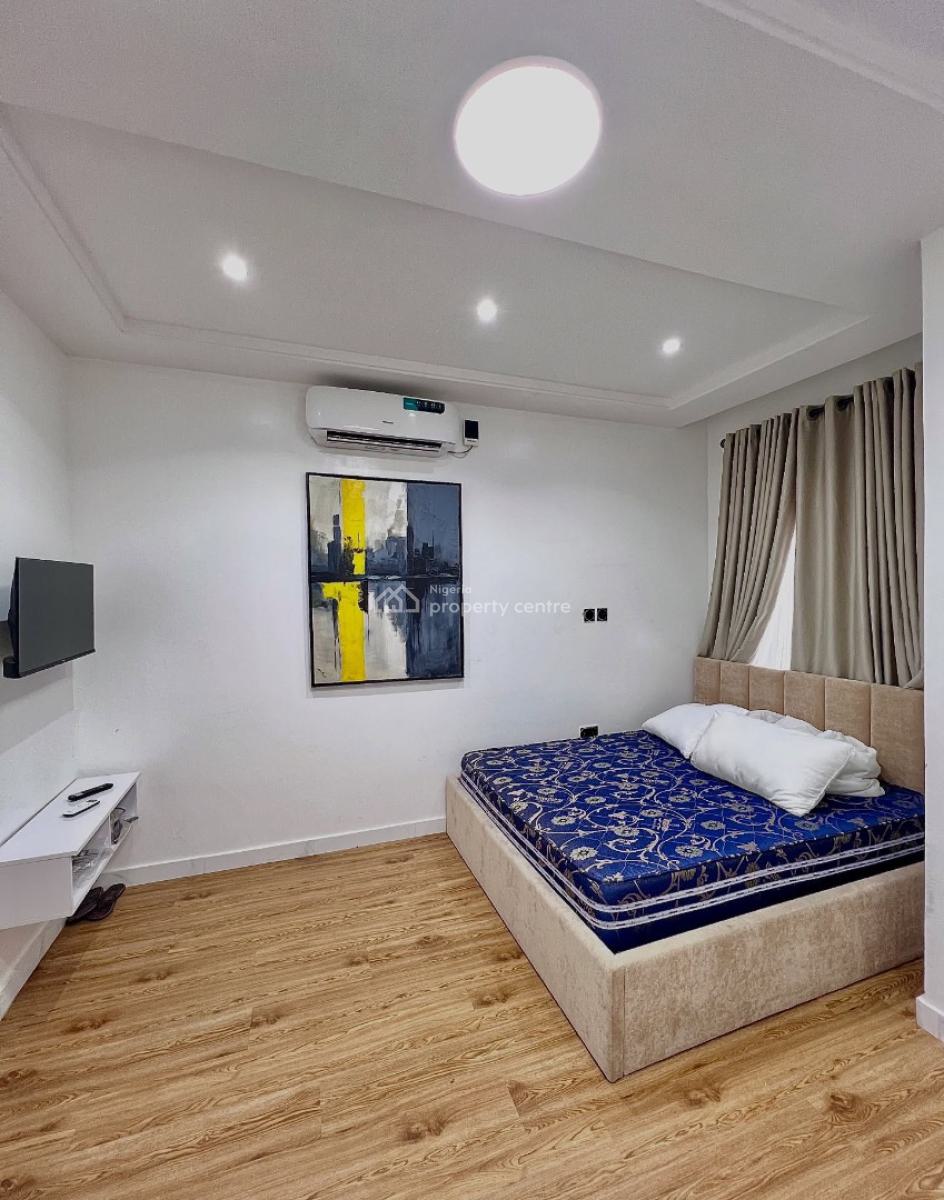 Fully Serviced 2 Bedroom Apartment with Swimming Pool and Gym, Lekki Phase 1, Lekki Phase 1, Lekki, Lagos, Block of Flats for Sale
