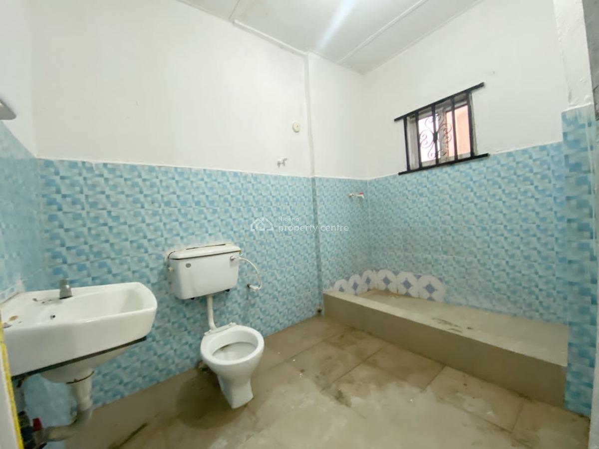 Specious Miniflat at Magodo Phase 1, Unilag Estate Magodo Phase 1, Gra Phase 1, Magodo, Lagos, Mini Flat (room and Parlour) for Rent