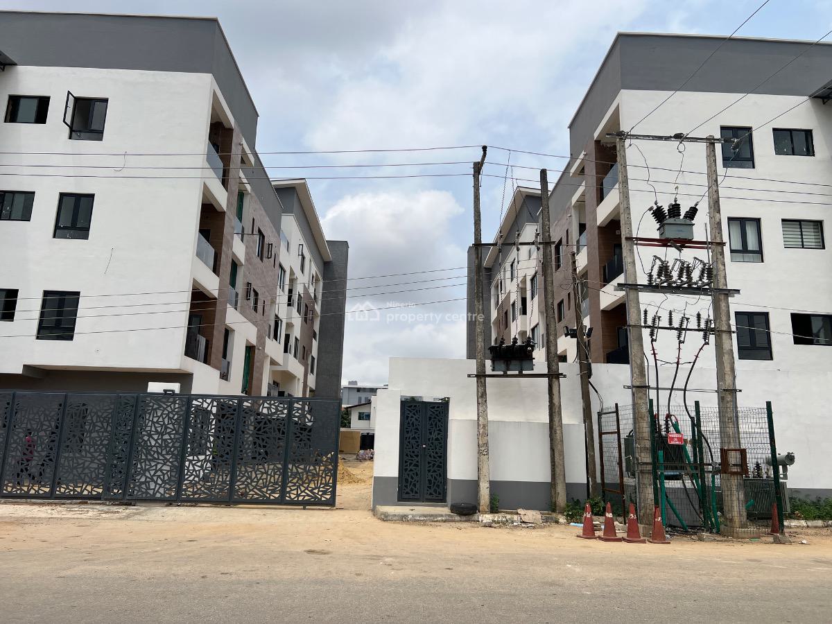 Luxury 3 Bedrooms Apartment, Harold Shodipo Crescent Gra , Signatoria Estate, Ikeja, Lagos, Block of Flats for Sale