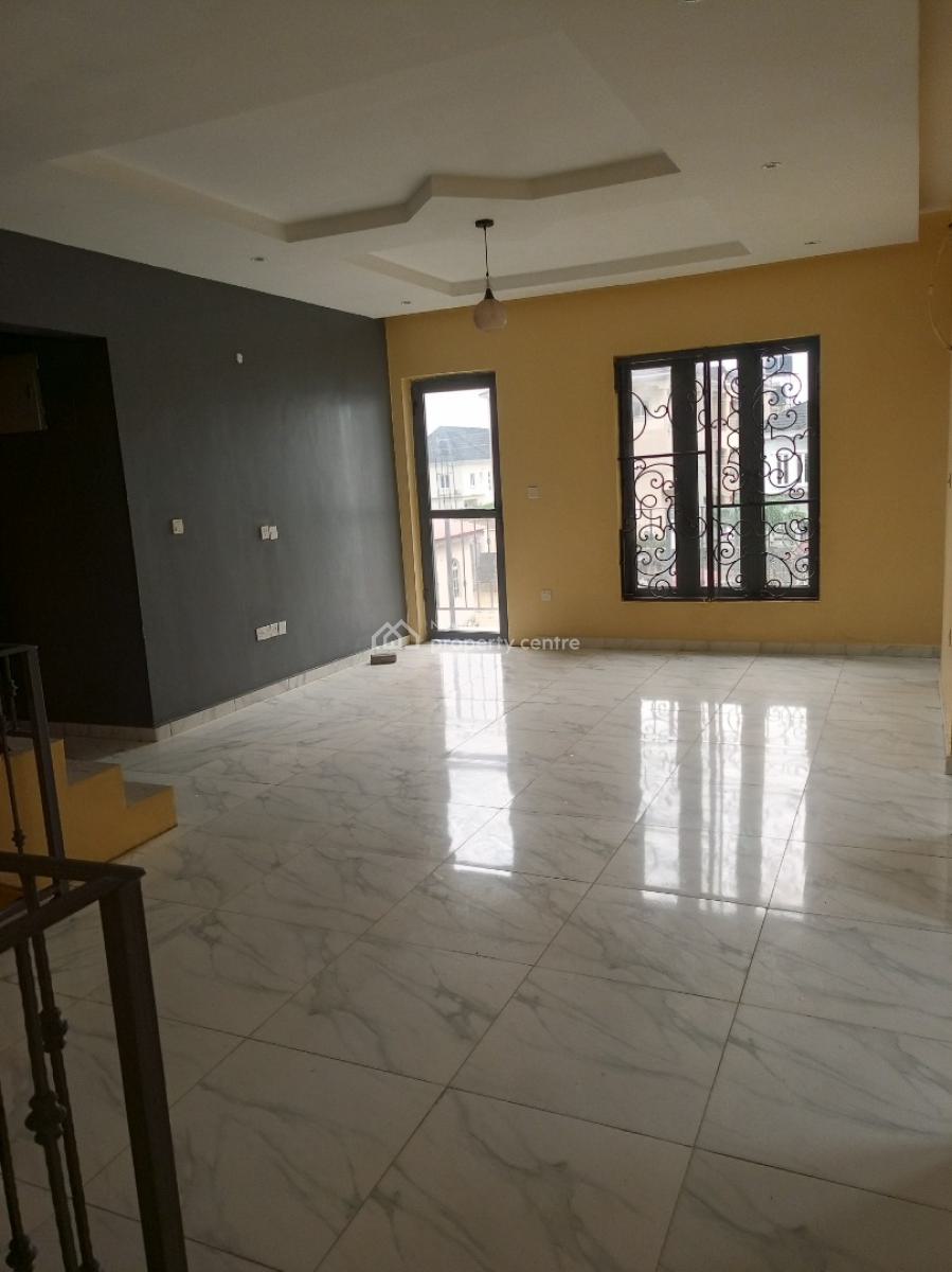 4 Bedroom Terrace with Bq Self Service 2 People in Compound Only, Ikate, Lekki, Lagos, Terraced Duplex for Rent
