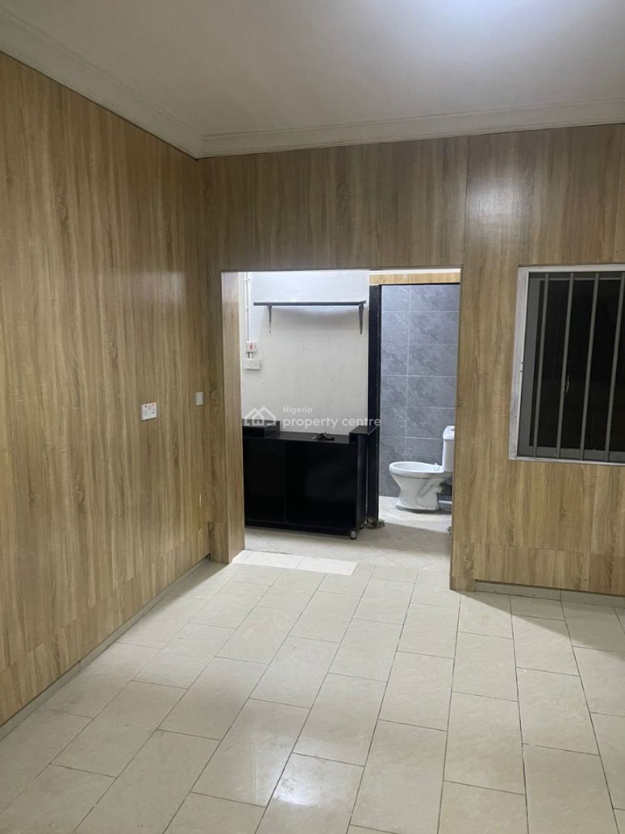 1 Bedroom Flat, Lekki Phase 1, Lekki, Lagos, Mini Flat (room and Parlour) for Rent