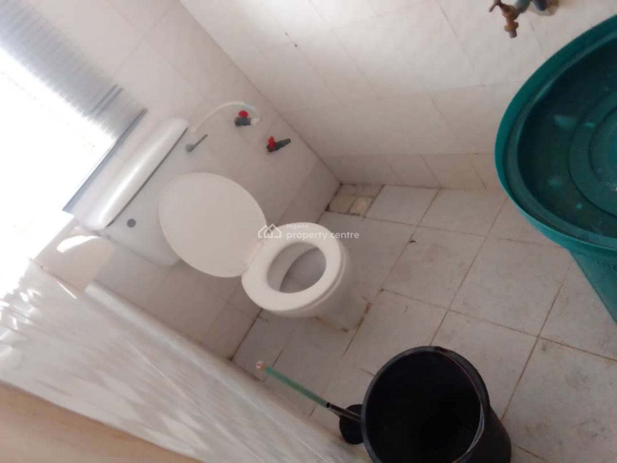 a Room Self-contain Upstairs, Adeniyi Jones Estate, Adeniyi Jones, Ikeja, Lagos, Self Contain (single Rooms) for Rent
