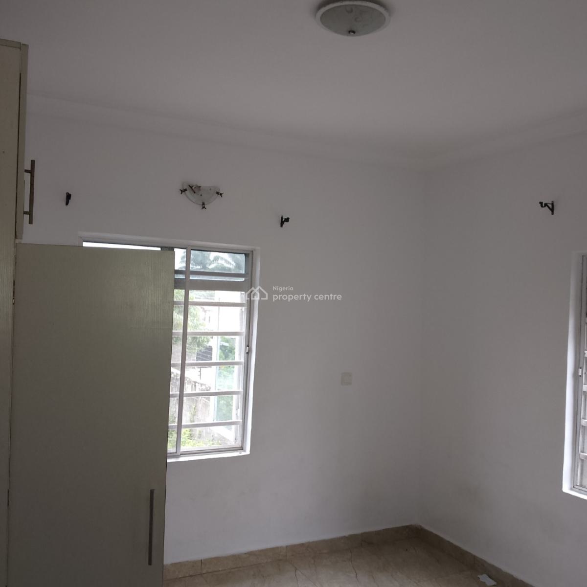 a Very Sharp 2 Bedroom Apartment, Westwood Estate, Badore, Ajah, Lagos, Flat / Apartment for Rent