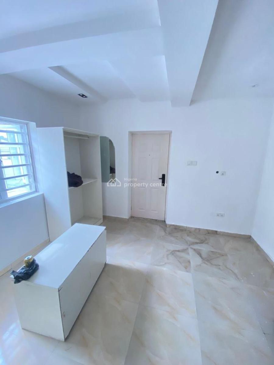 Exquisite 2 Bedroom Apartment, Lekki Phase 1, Lekki, Lagos, Flat / Apartment for Rent