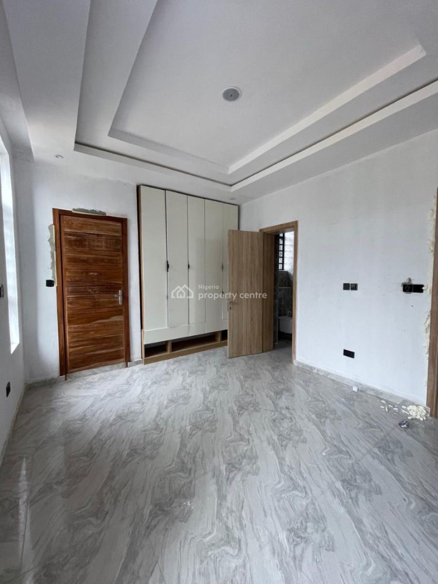 Serviced Brand New 2 Bedroom Apartment in a Secured Estate, Ikota, Lekki, Lagos, Flat / Apartment for Rent