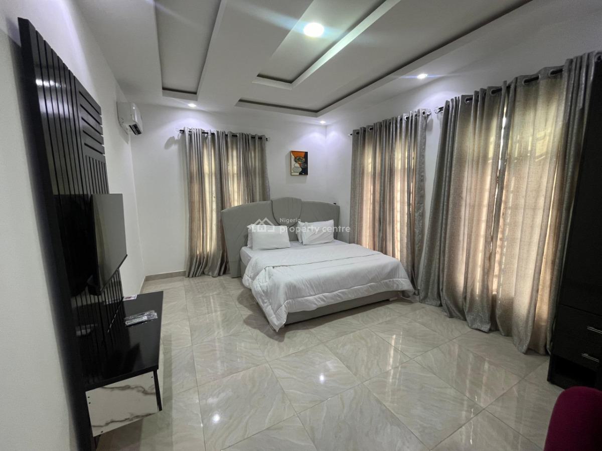 3 Bedroom Apartment, Oduduwa Way, Ikeja Gra, Ikeja, Lagos, Flat / Apartment Short Let