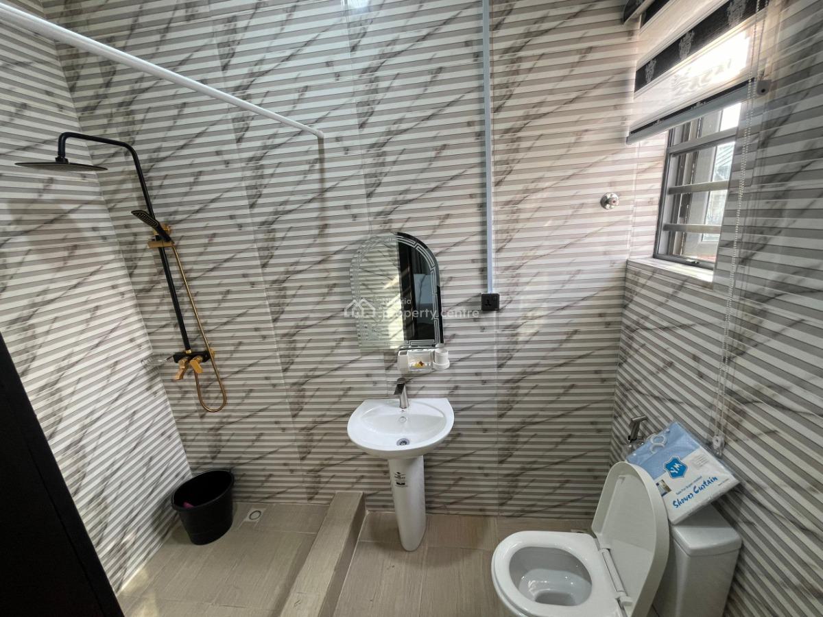 3 Bedroom Apartment, Oduduwa Way, Ikeja Gra, Ikeja, Lagos, Flat / Apartment Short Let