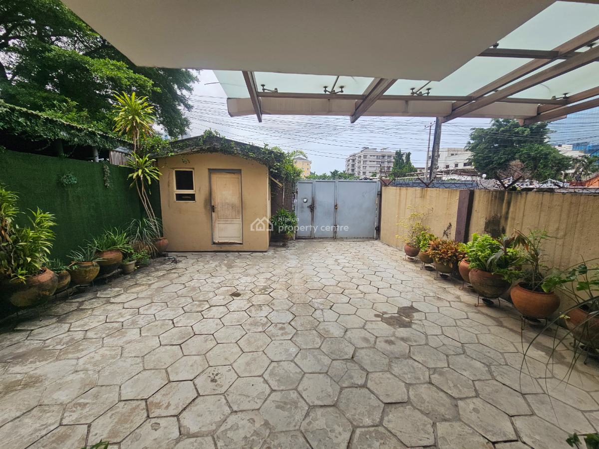 Commercial 4 Bedroom Duplex with Detached Bq, Muri Okunola Street, Victoria Island (vi), Lagos, Office Space for Sale