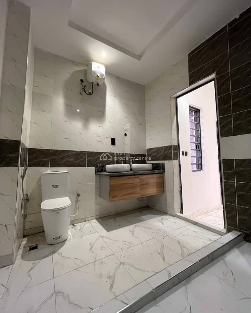 Well Built 3 Bedroom Detached Duplex with Bq in Serene Location, Magodo, Lagos, Detached Duplex for Sale