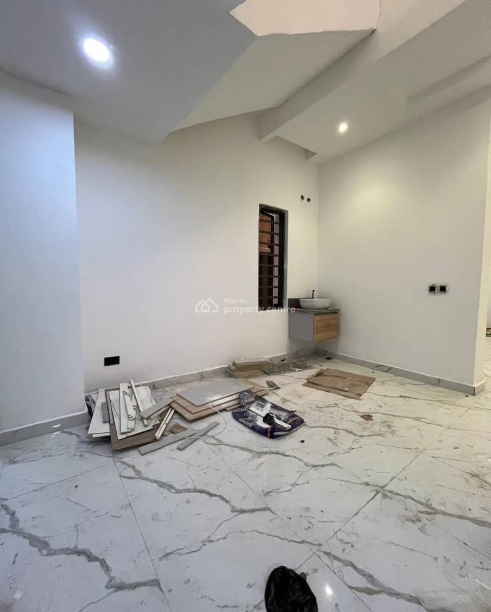 Well Built 3 Bedroom Detached Duplex with Bq in Serene Location, Magodo, Lagos, Detached Duplex for Sale