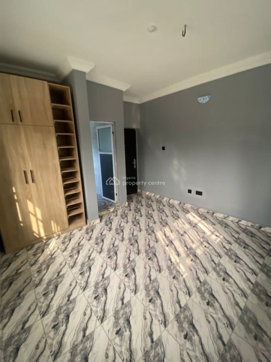 an Executive Three Bedroom Flat, Peace Land Estate, Off Abraham Adesanya, Ogombo, Ajah, Lagos, Flat / Apartment for Rent