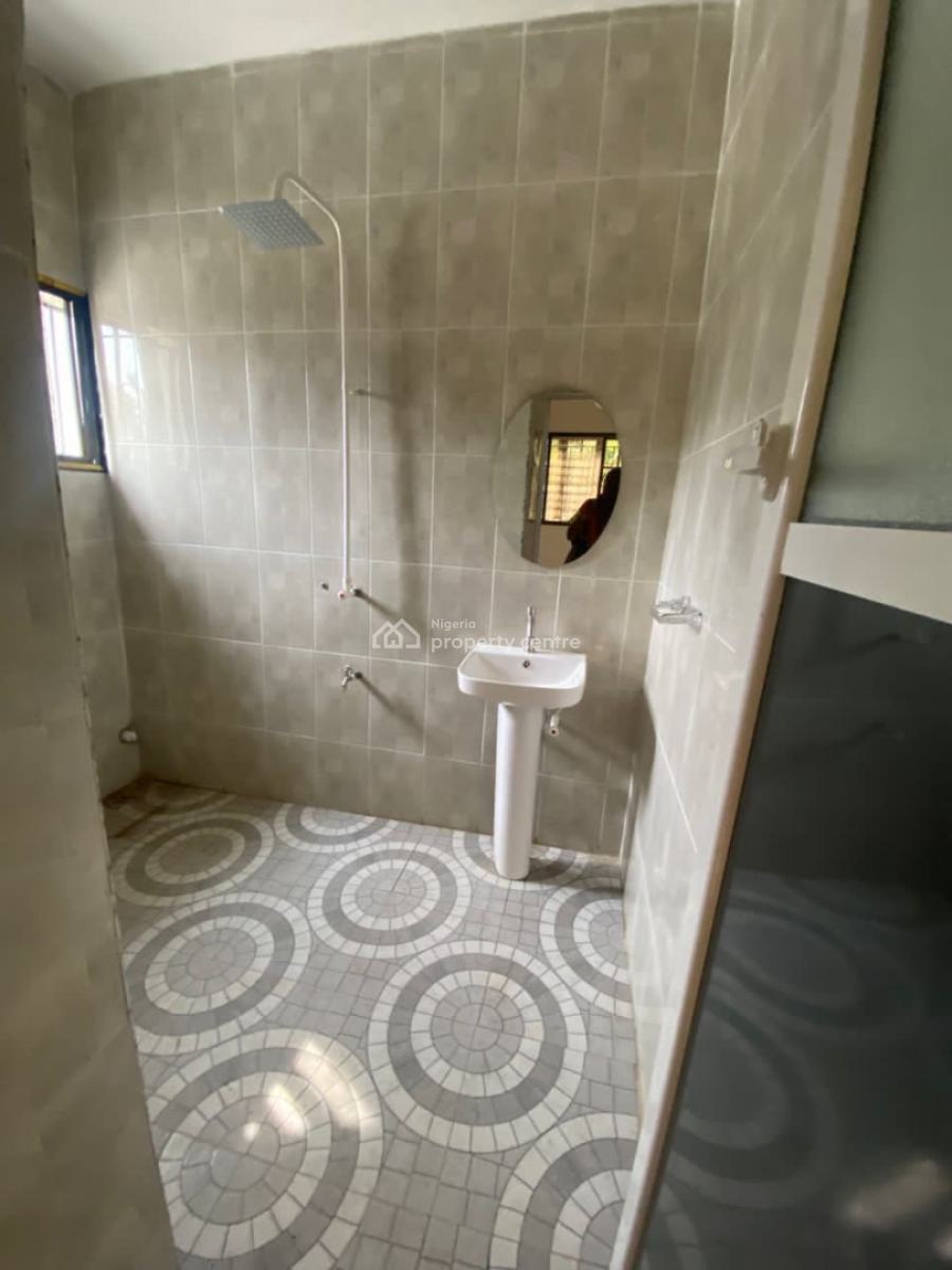 an Executive Three Bedroom Flat, Peace Land Estate, Off Abraham Adesanya, Ogombo, Ajah, Lagos, Flat / Apartment for Rent