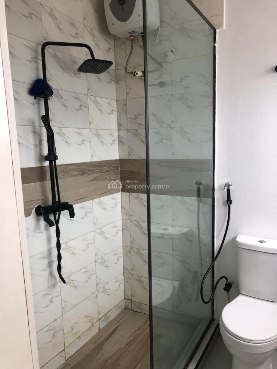Luxury Built 3 Bedroom Apartment, Lekki Phase 1, Lekki, Lagos, Flat / Apartment for Rent