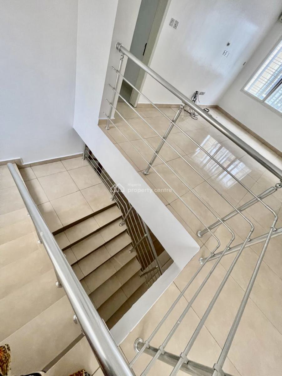 Exquisite 4 Spacious 4 Bedroom Semi Detached Duplex, Pinnock Estate, Osapa, Lekki, Lagos, Flat / Apartment for Rent