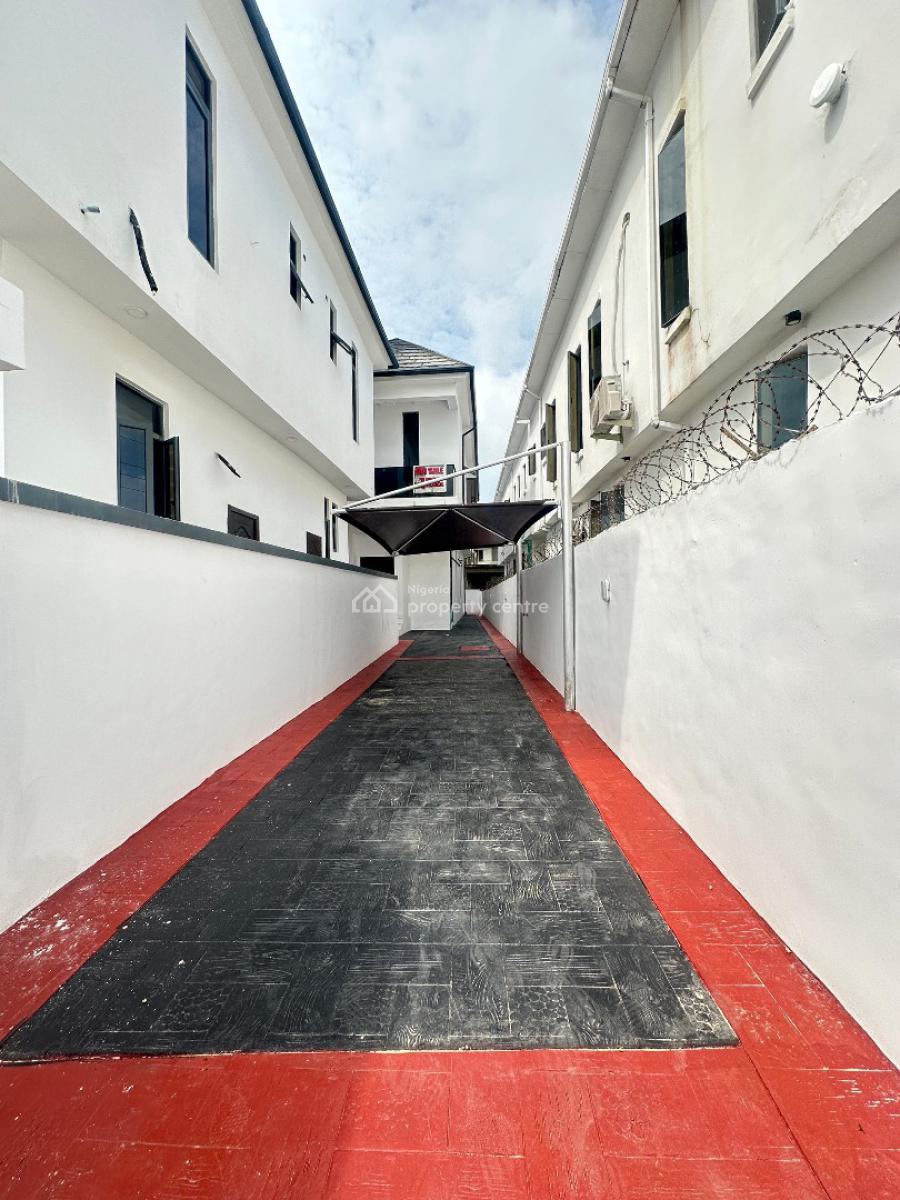 Spacious Well-built 4 Bedroom Semi-detached Duplex with Bq, Orchid, Lekki, Lagos, Semi-detached Duplex for Sale