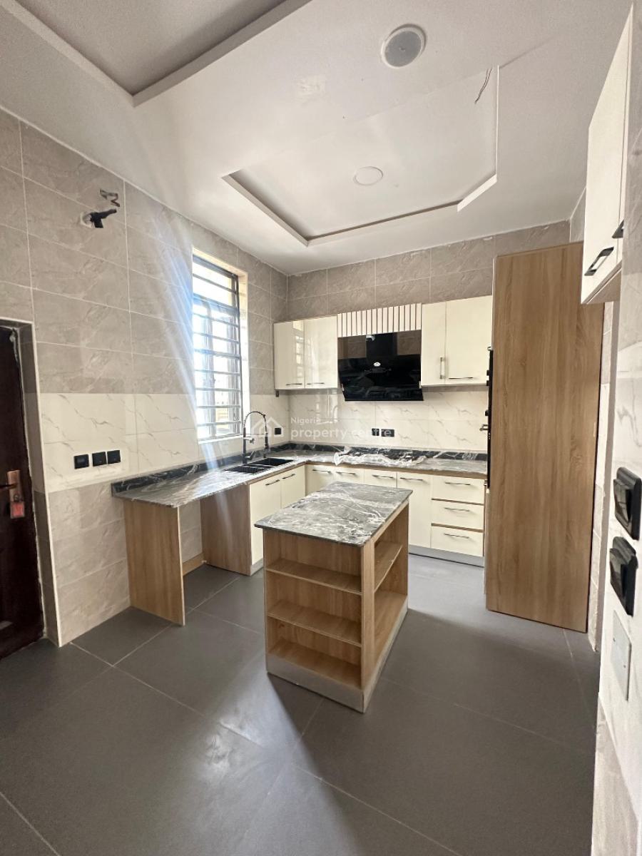 Spacious Well-built 4 Bedroom Fully Detached Duplex with Bq, Orchid, Lekki, Lagos, Detached Duplex for Sale
