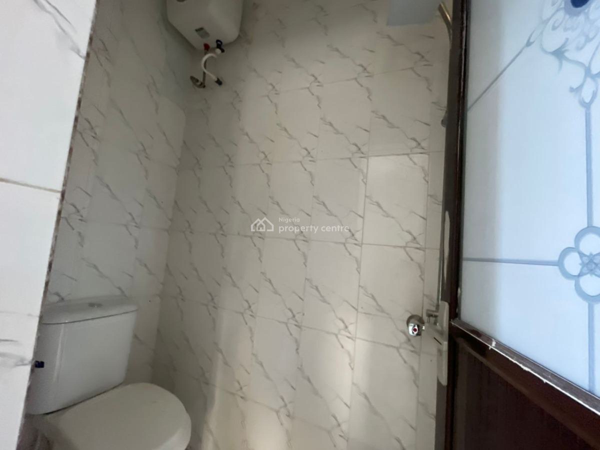 Newly Built 2 Bedroom Flat, World Bank, Owerri West, Imo, Flat / Apartment for Rent