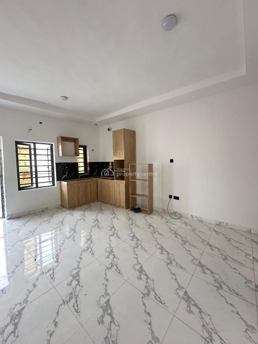 Well-built 1 Bedroom Apartment, Ajah, Lagos, Flat / Apartment for Sale