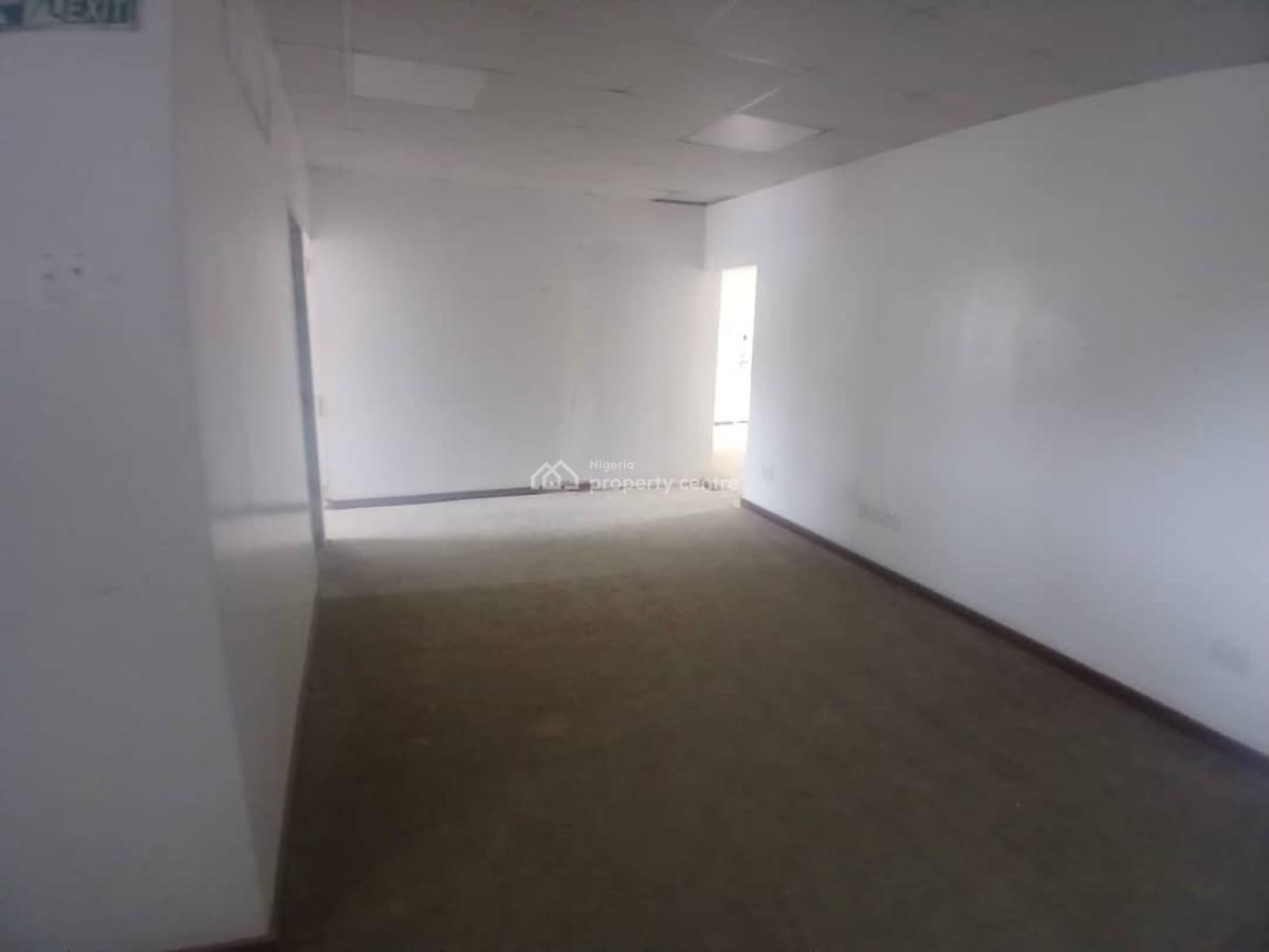 16 Bedrooms Detached House with 4 Rooms Bq, Off Idowu Martins Street, Victoria Island (vi), Lagos, Detached Duplex for Rent