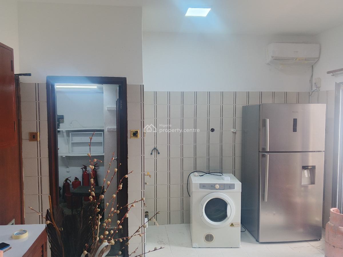 3 Bedrooms Tastefully Finished Fully Furnished Serviced Flat Without B, Off Adeola Odeku St, Victoria Island (vi), Lagos, Flat / Apartment for Rent