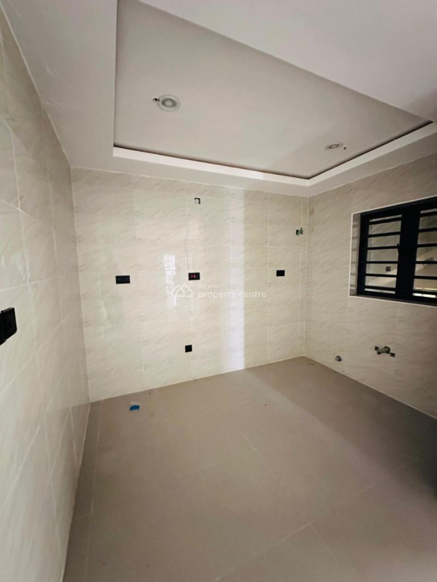 Lovely 2 Bedroom Apartment with Swimming Pool., Ikate Elegushi, Lekki, Lagos, Block of Flats for Sale