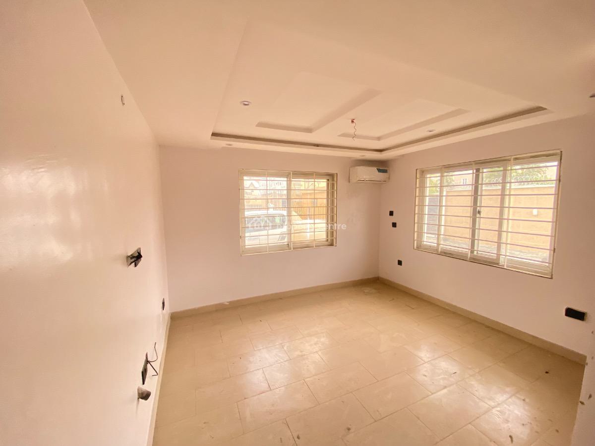 Brand New 3 Bedroom with Bq, Babatunde Anjose, Lekki Phase 1, Lekki, Lagos, Flat / Apartment for Rent