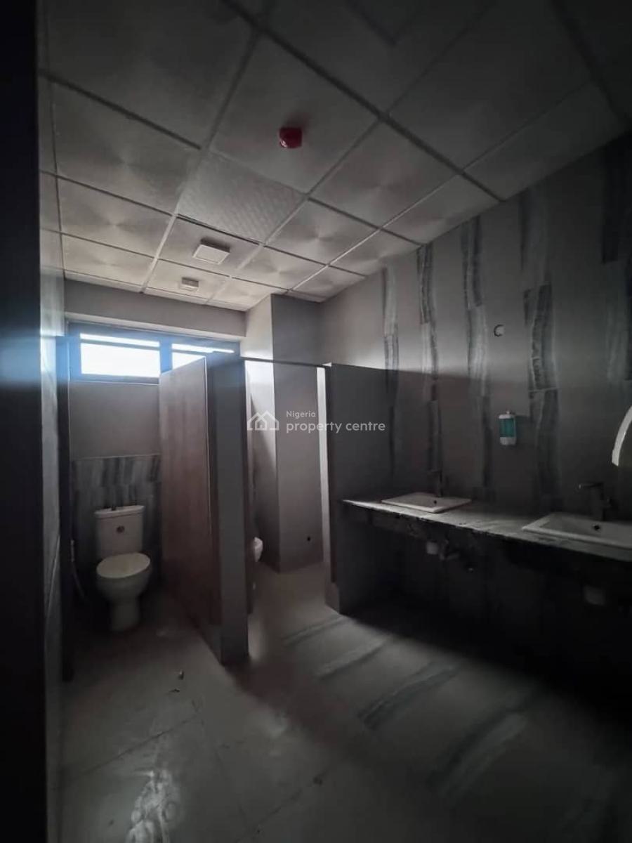Brand New Office Complex with 30000sqm Spaces ., Wuye Main., Wuye, Abuja, Plaza / Complex / Mall for Sale