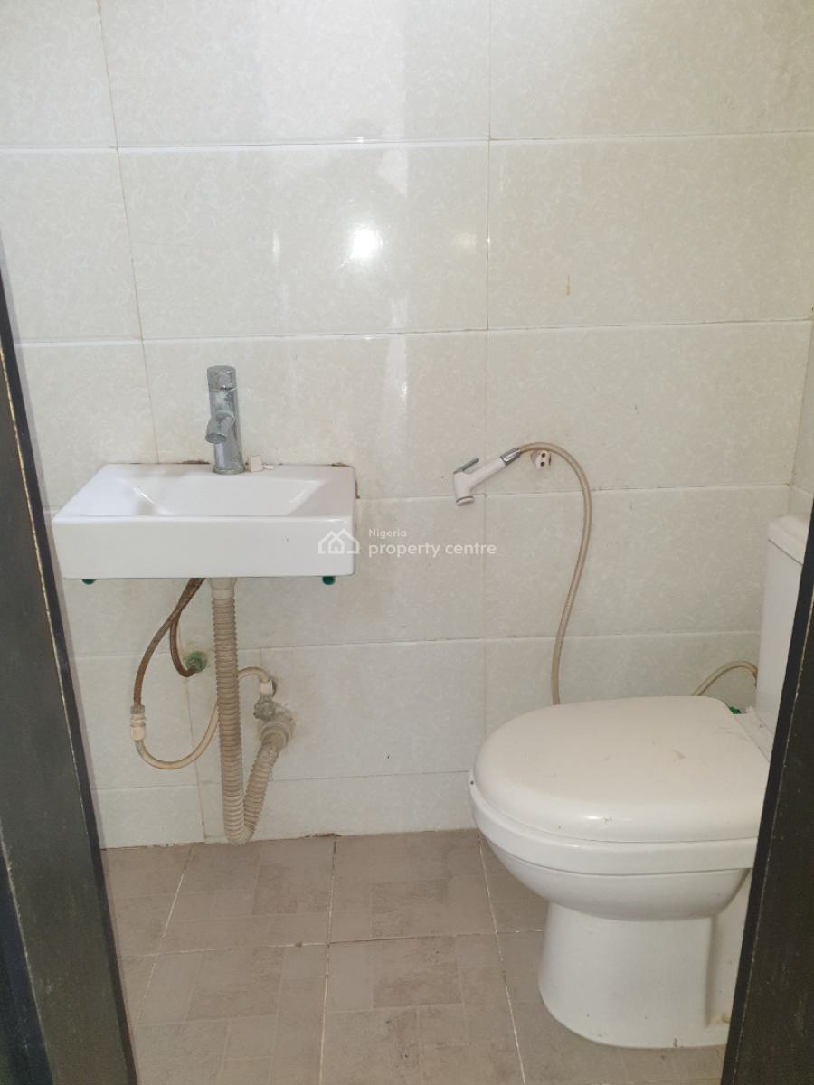 Spacious Service 2 Bedroom with Inverter and Solar Panels, Osapa London, Osapa, Lekki, Lagos, Flat / Apartment for Rent