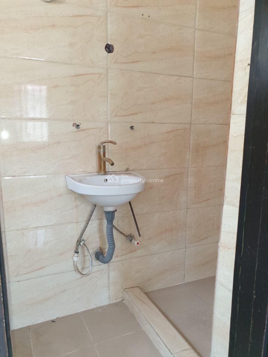 Spacious Service 2 Bedroom with Inverter and Solar Panels, Osapa London, Osapa, Lekki, Lagos, Flat / Apartment for Rent