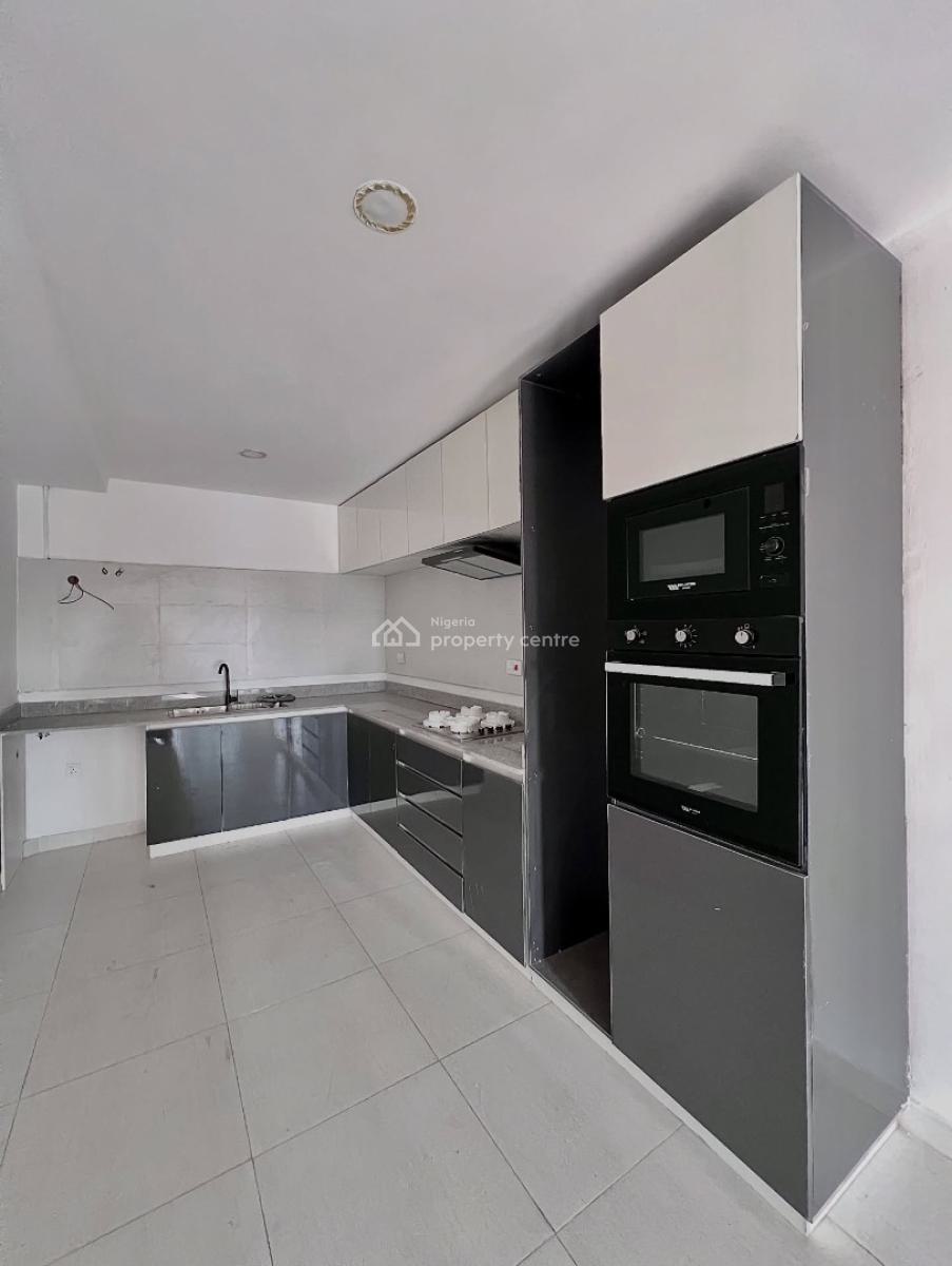 Fully Serviced 2 Bedroom Apartment with Swimming Pool, Lekki Phase 1, Lekki Phase 1, Lekki, Lagos, Block of Flats for Sale