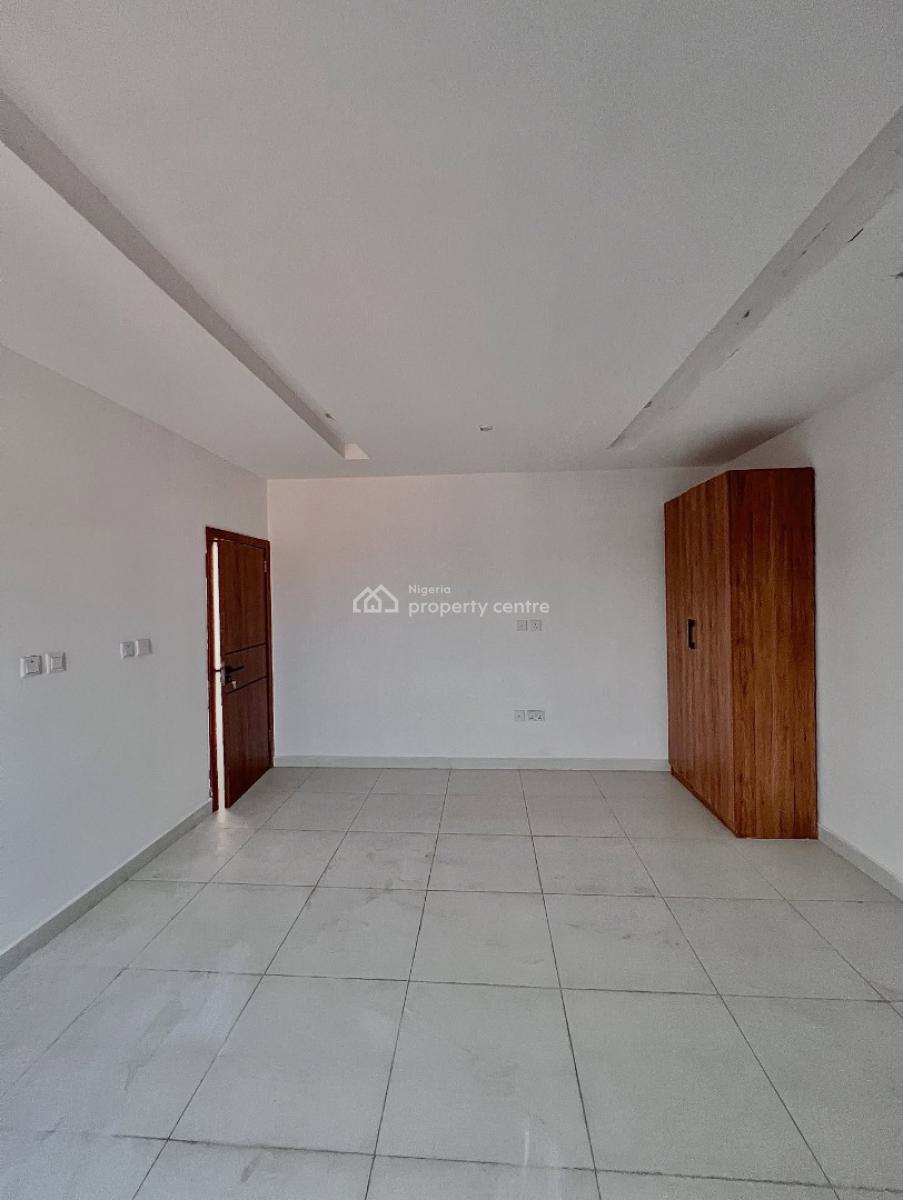 Fully Serviced 2 Bedroom Apartment with Swimming Pool, Lekki Phase 1, Lekki Phase 1, Lekki, Lagos, Block of Flats for Sale