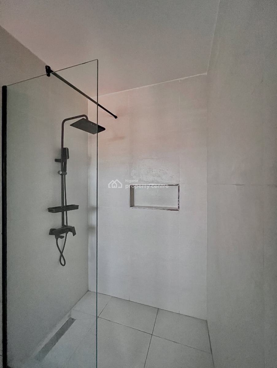 Fully Serviced 2 Bedroom Apartment with Swimming Pool, Lekki Phase 1, Lekki Phase 1, Lekki, Lagos, Block of Flats for Sale