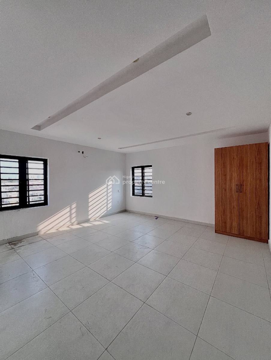Fully Serviced 2 Bedroom Apartment with Swimming Pool, Lekki Phase 1, Lekki Phase 1, Lekki, Lagos, Block of Flats for Sale