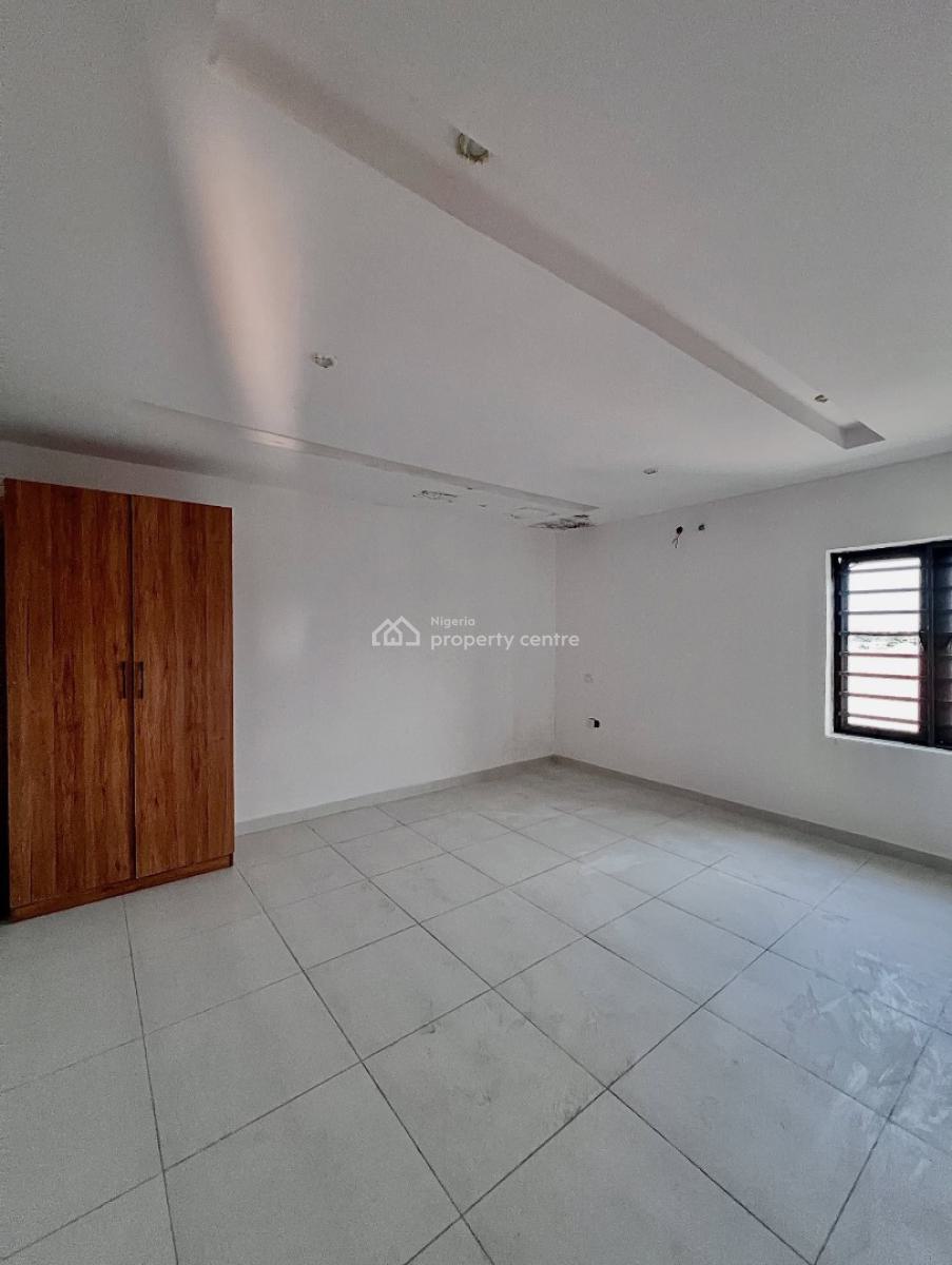Fully Serviced 2 Bedroom Apartment with Swimming Pool, Lekki Phase 1, Lekki Phase 1, Lekki, Lagos, Block of Flats for Sale