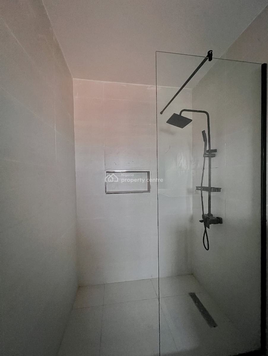 Fully Serviced 2 Bedroom Apartment with Swimming Pool, Lekki Phase 1, Lekki Phase 1, Lekki, Lagos, Block of Flats for Sale