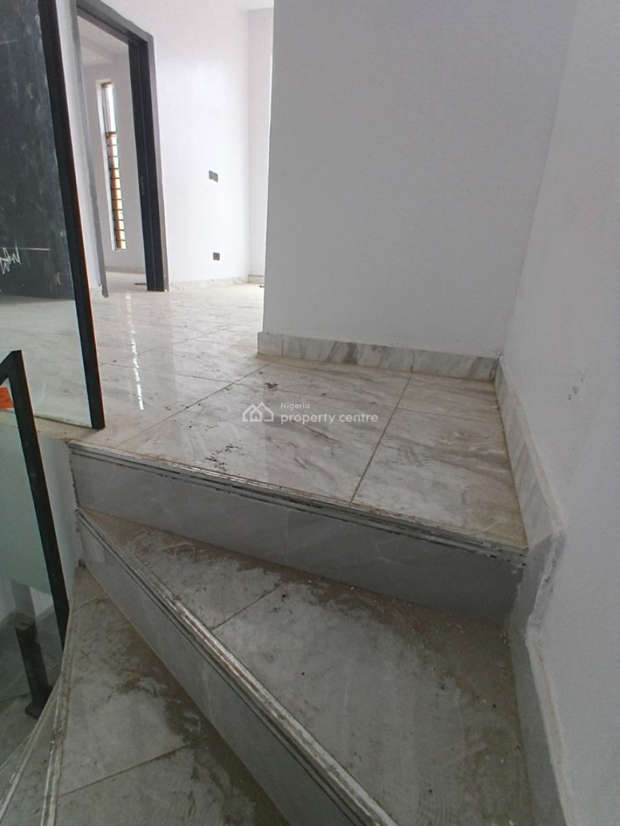 4bedroom Terrace, Ikota, Lekki, Lagos, House for Sale