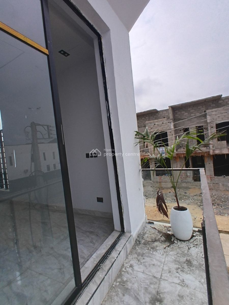 4bedroom Terrace, Ikota, Lekki, Lagos, House for Sale