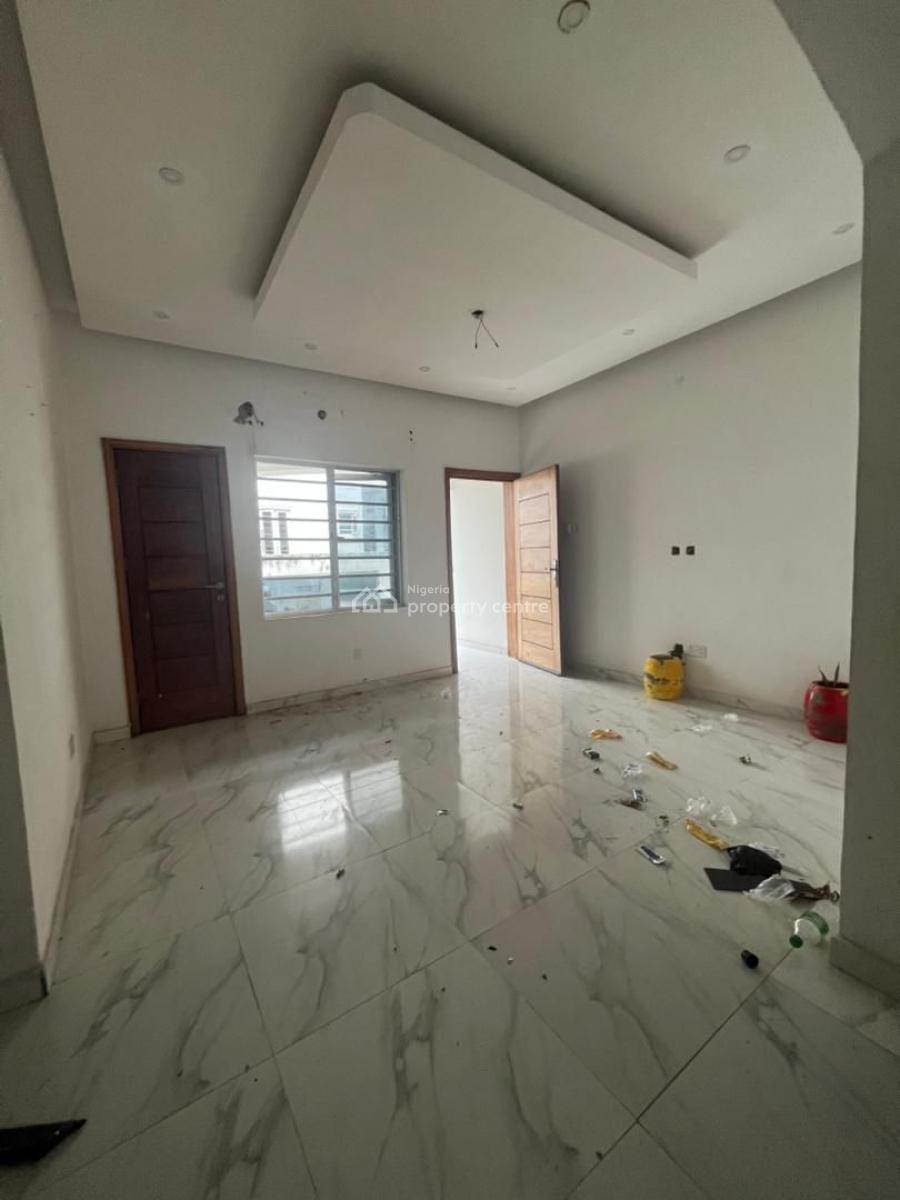 Spacious 2 Bedroom Apartment Fully Serviced, Orchid Road, Eleganza Bustop, Lekki, Lagos, Flat / Apartment for Rent