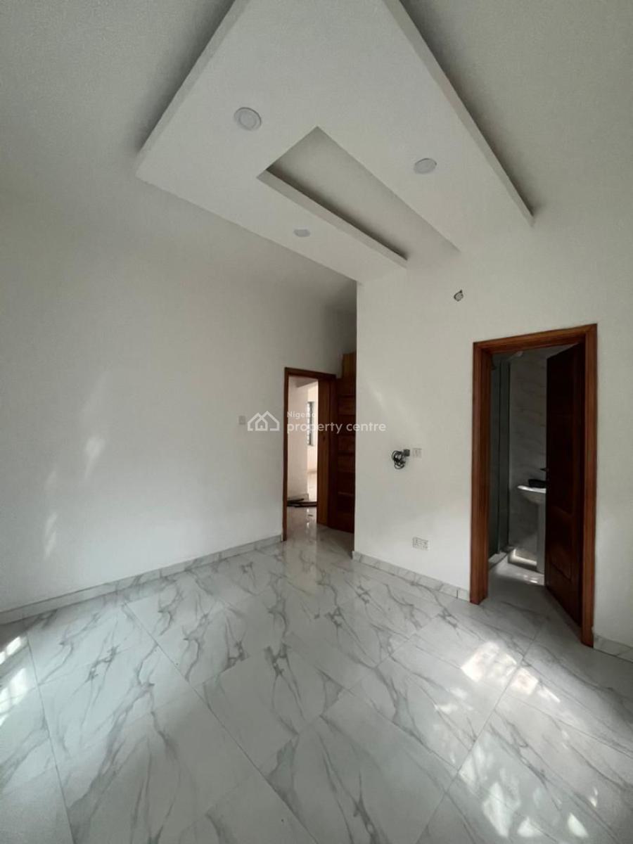 Spacious 2 Bedroom Apartment Fully Serviced, Orchid Road, Eleganza Bustop, Lekki, Lagos, Flat / Apartment for Rent