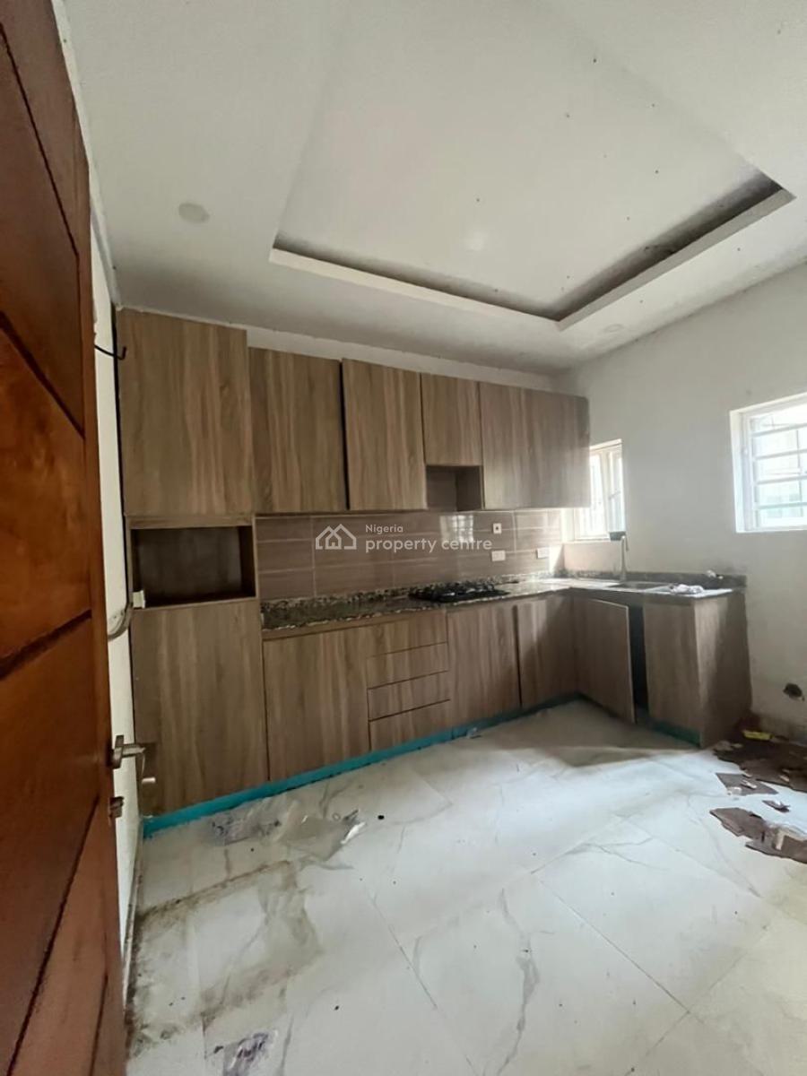 Spacious 2 Bedroom Apartment Fully Serviced, Orchid Road, Eleganza Bustop, Lekki, Lagos, Flat / Apartment for Rent