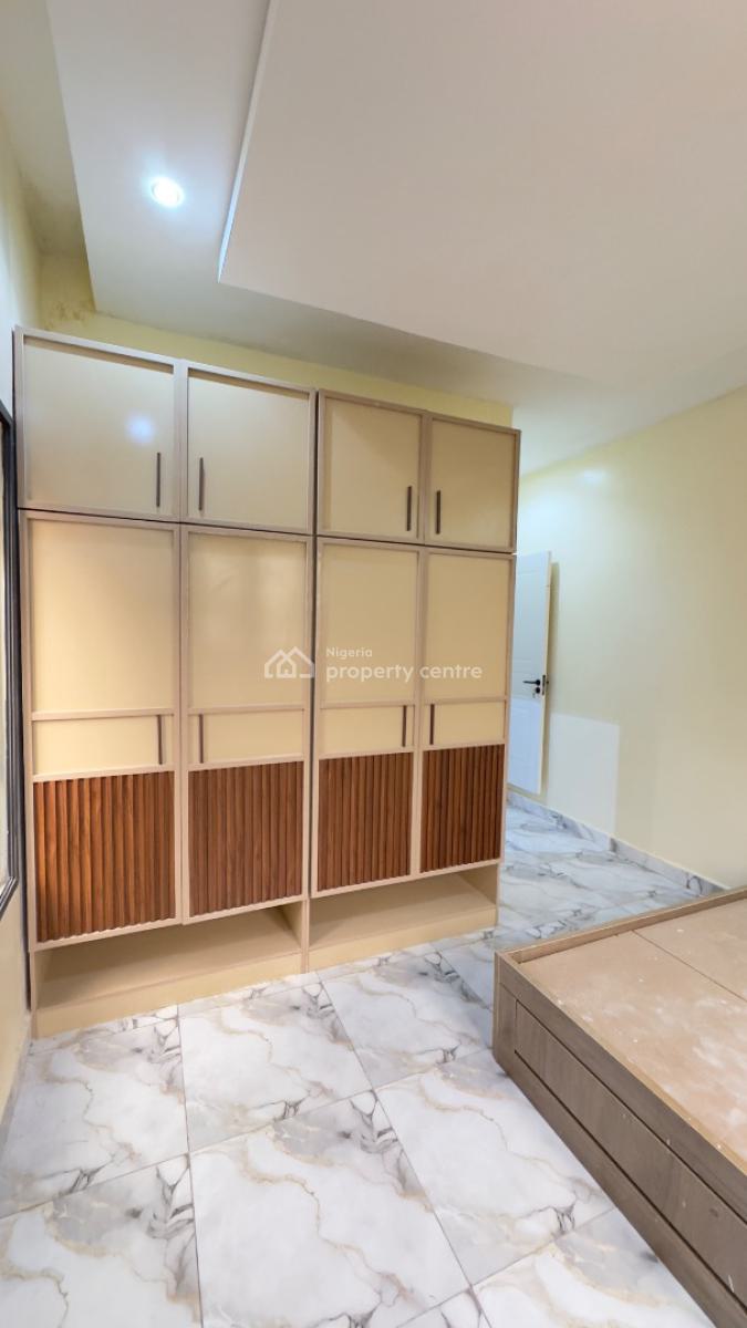 Newly Built 2 Bedroom Flat, Guzape, Guzape District, Abuja, Flat / Apartment for Rent
